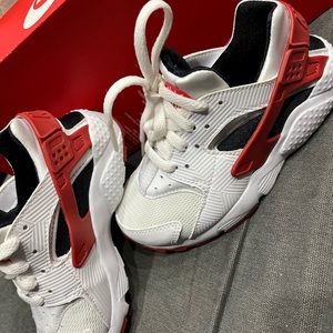 Nike Hurache Run (toddler size)